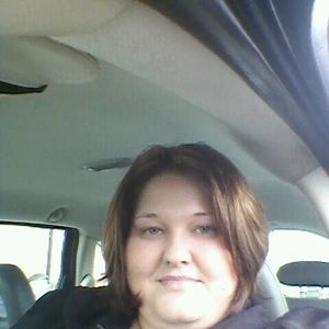 Meet your Posher, Holly